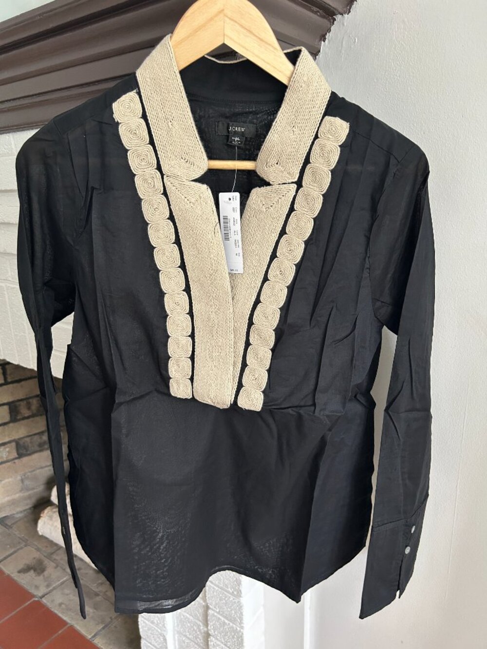 J. Crew Black and Tan Popover Size M NWT